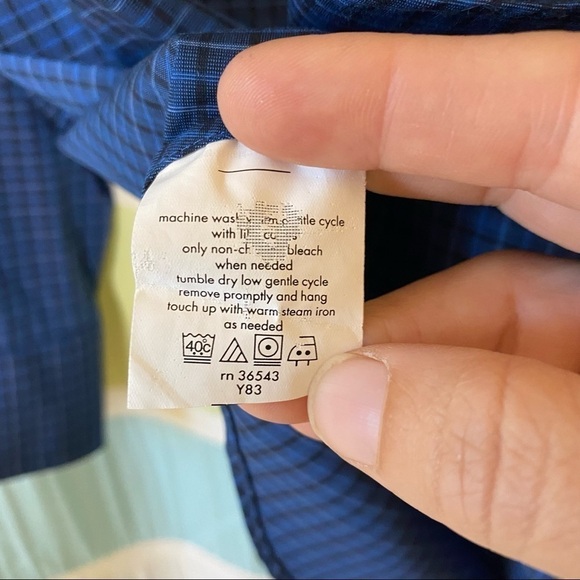 Calvin Klein Long Sleeve Button Down Blue Plaid Shirt Sz Large - Picture 7 of 9